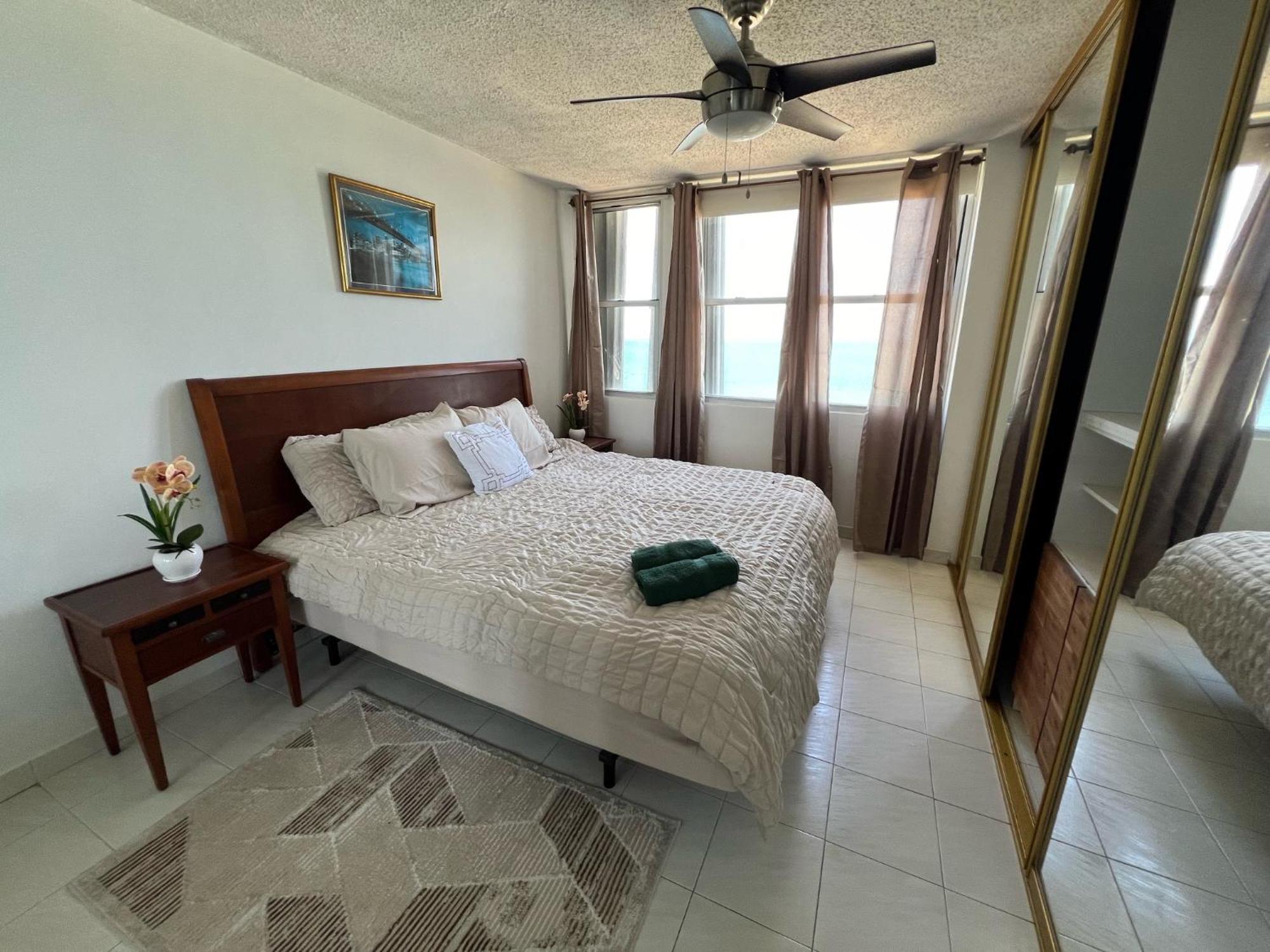 Appartamento Gorgeous Ocean View 1Br W/Beach Acess & Pool San Juan Esterno foto