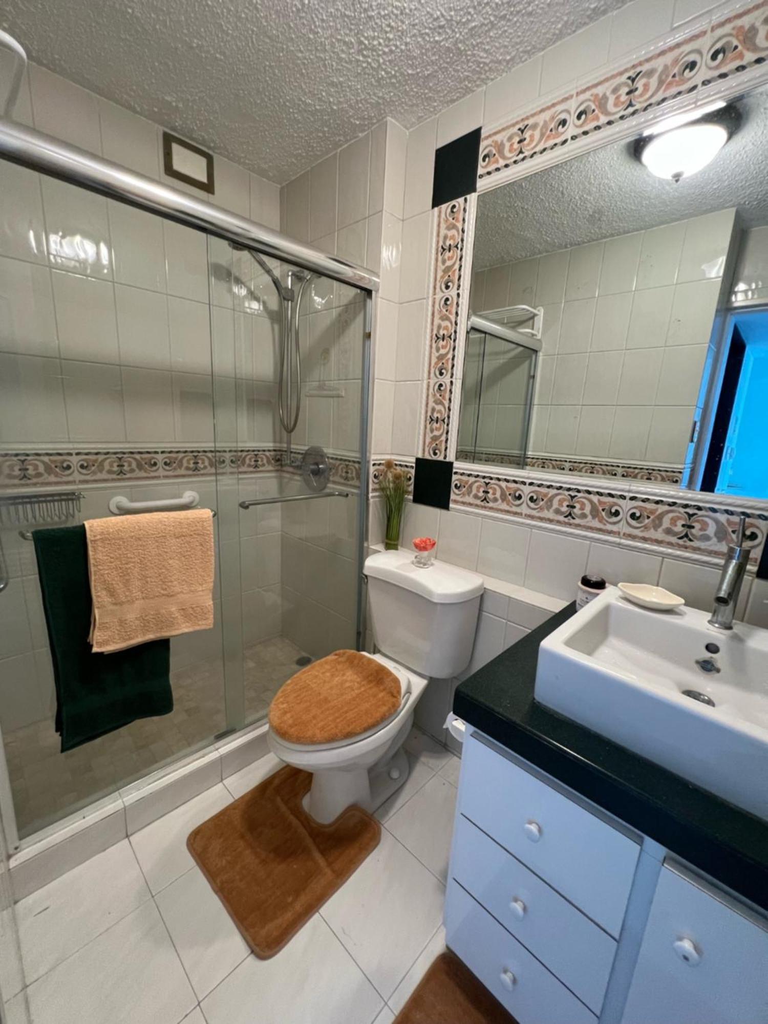 Appartamento Gorgeous Ocean View 1Br W/Beach Acess & Pool San Juan Esterno foto